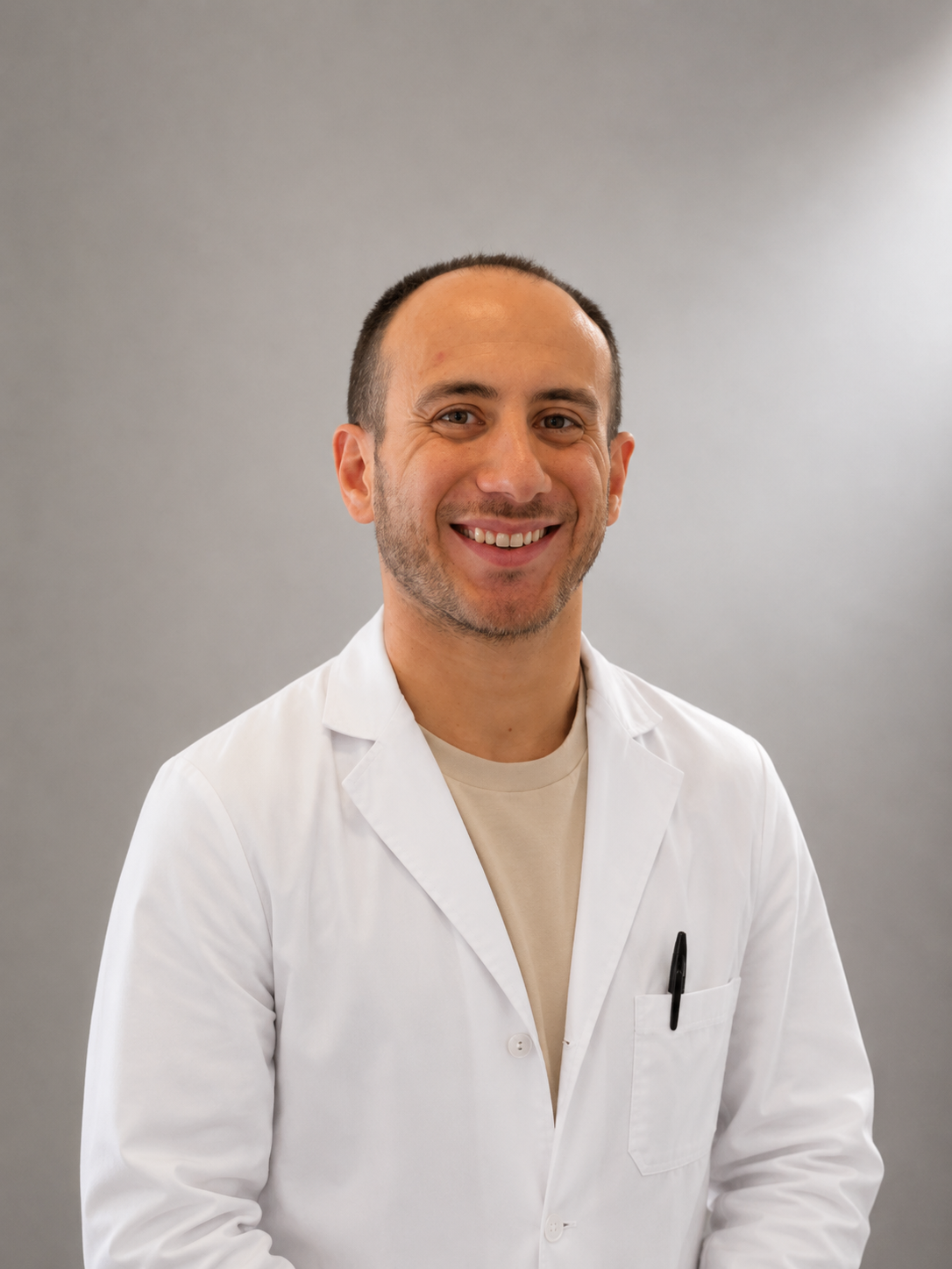 Dr. Fernández Matías